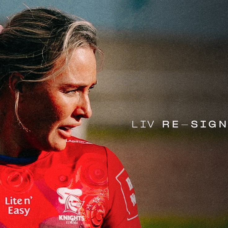 Knights re-sign Olivia Higgins
