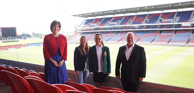 Newcastle Knights and Minerva 2022 scholarship announcement