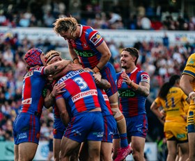 NRL.com wrap | Knights hang on for scrappy win over the Eels