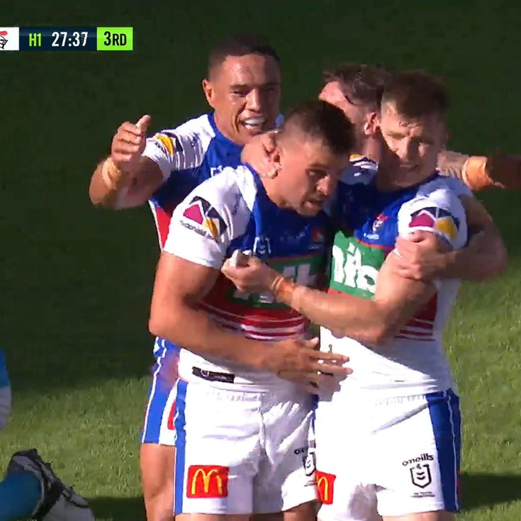 Randall scores his first NRL try