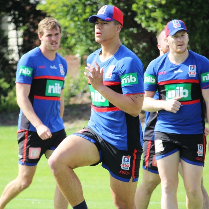 Knights re-sign Pasami Saulo